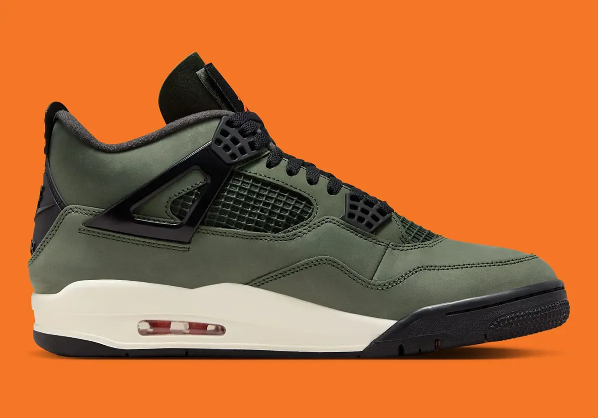 Official Images Of The UNDEFEATED x Air Jordan 4 : Releases on SNKRS on August 28th