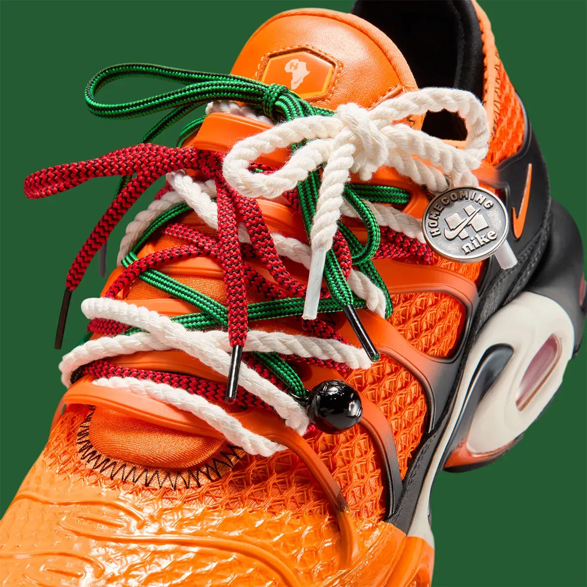 HOMECOMING Festival x Nike Air Max Plus Safety Orange Black Bright Mandarin IM4960-800 Air unit detail