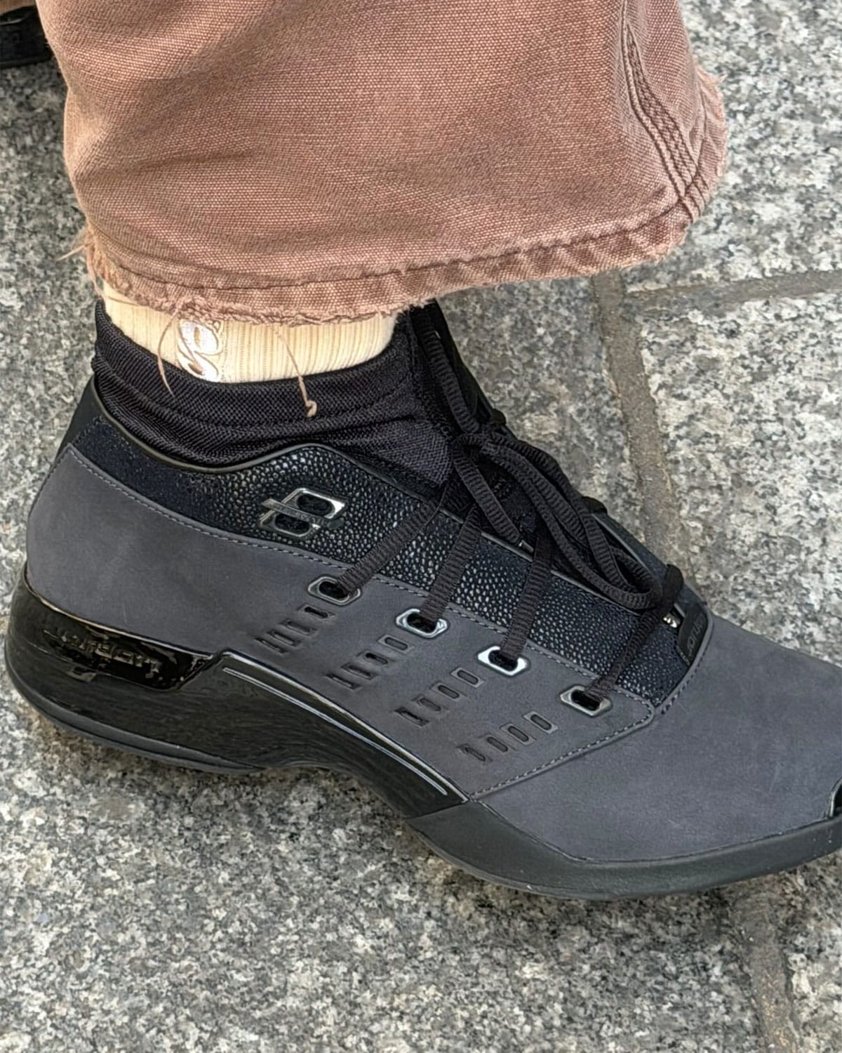 Air Jordan 17 Low Black Pack in nubuck with stingray leather eyelets, style IZ2638-001
