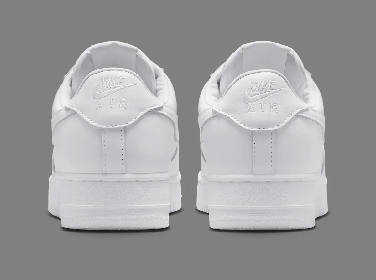Nike Air Force 1 Low '01 Triple White pair