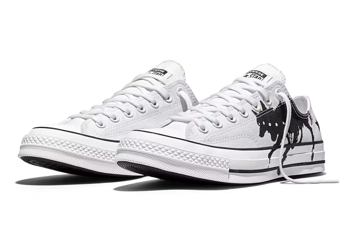 EDGLRD x Converse Chuck 70 Ox white, alternate view of the three-headed wolf print