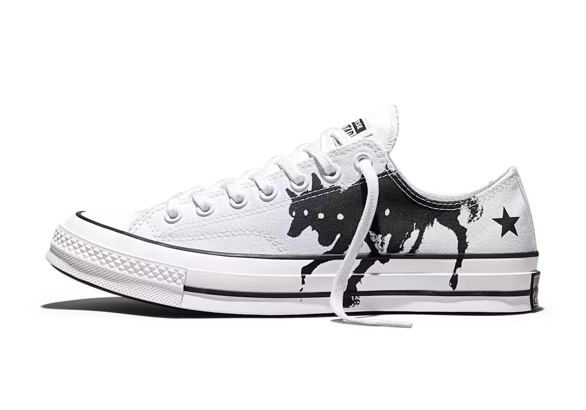 EDGLRD x Converse Chuck 70 Ox white, detail of the three-headed wolf graphic