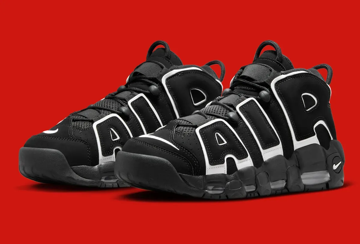 Heel detail showing the black jeweled Swoosh on the Air More Uptempo '96 OG