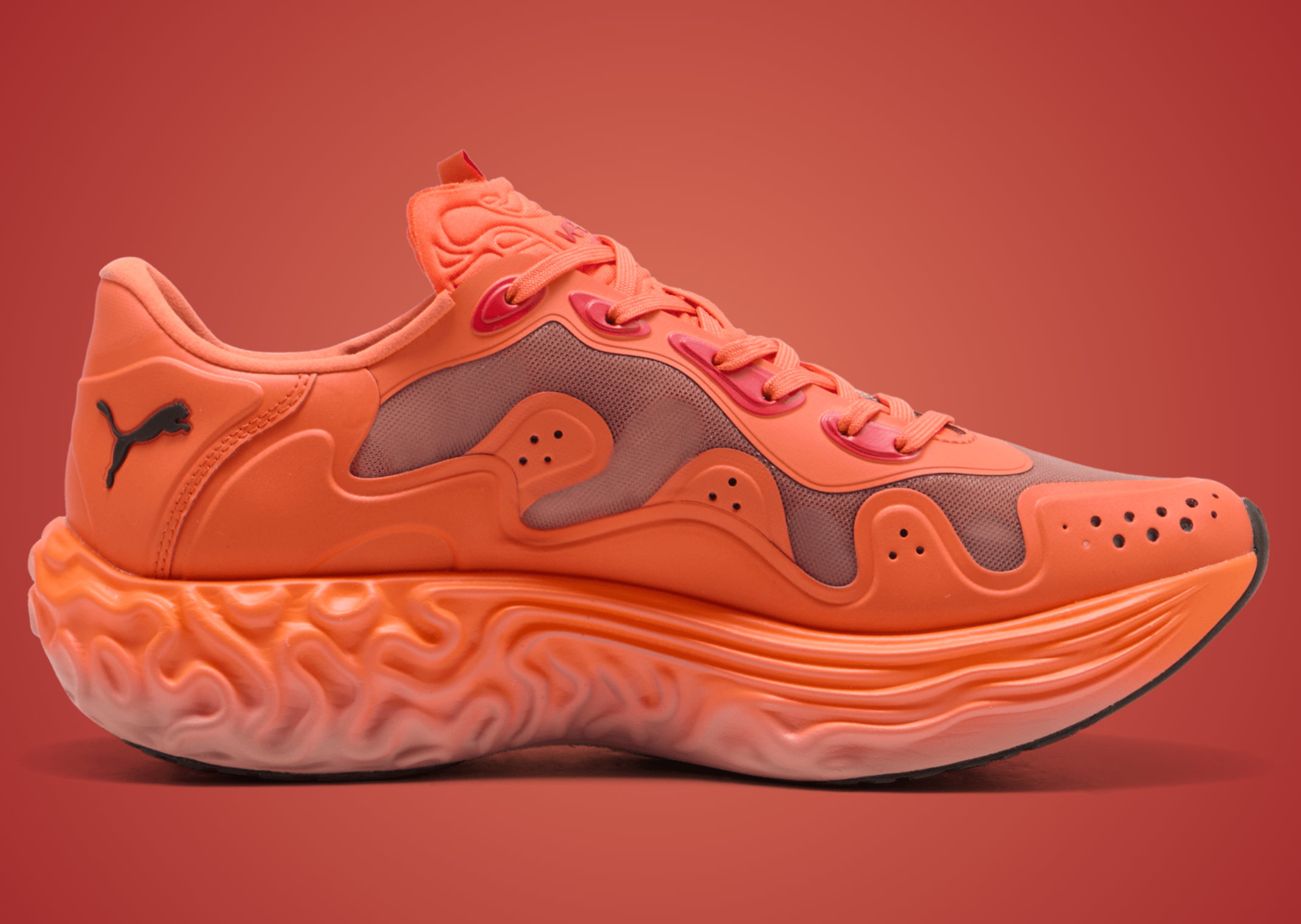 Lateral view of the Salehe Bembury x PUMA Velum 2 NITRO in the Terracotta colorway, style code 409221-03