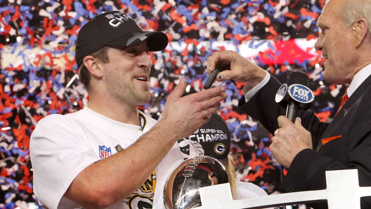 Aaron Rodgers Responds Diplomatically to Terry Bradshaw's Criticism