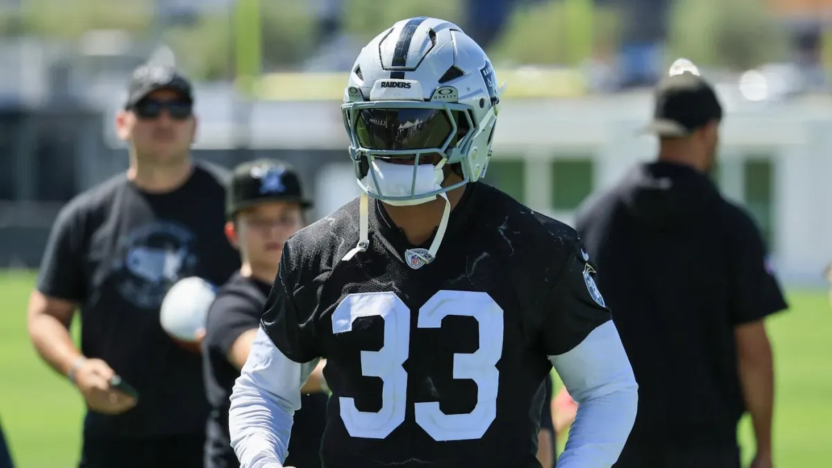 Raiders' Jamal Adams to Switch Positions