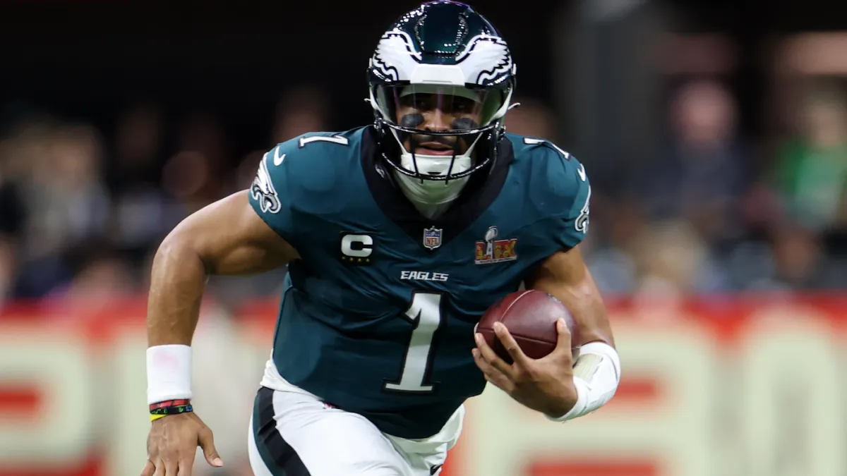 Eagles QB Jalen Hurts explains refusal to wear Super Bowl ring at Super Bowl Ring Event
