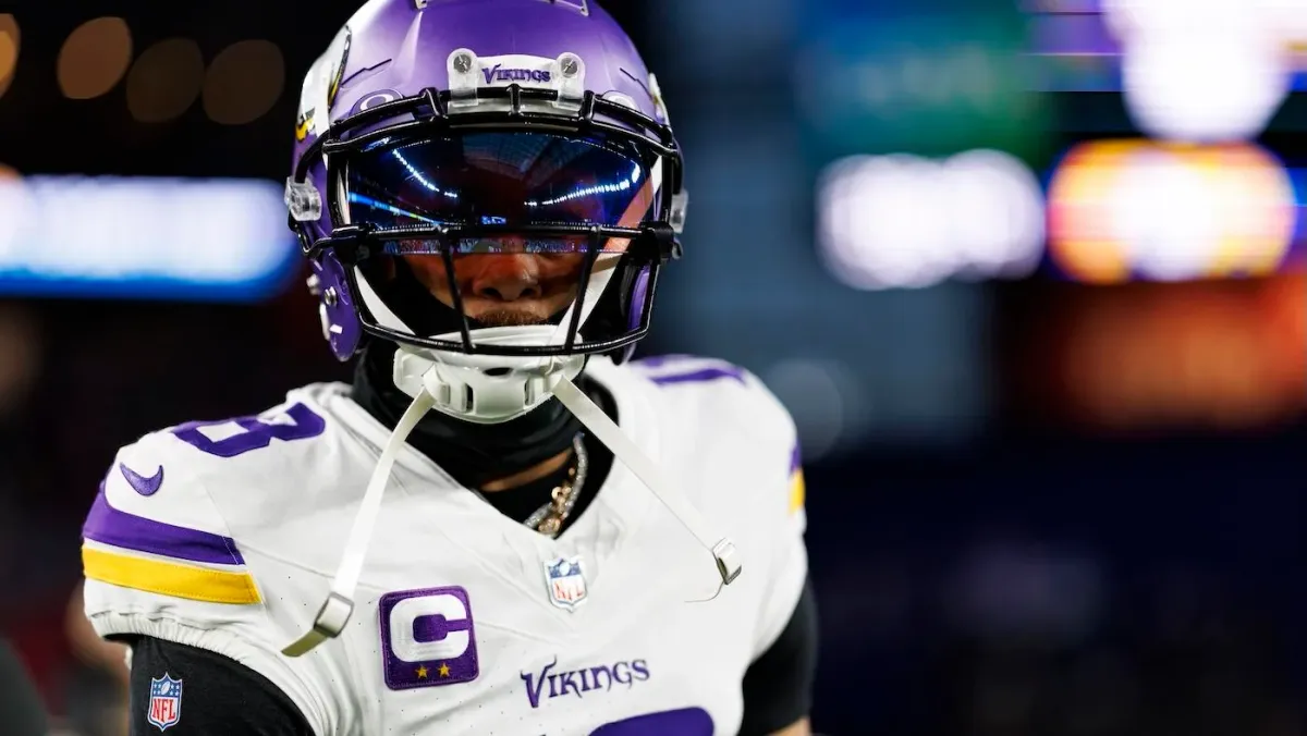 Vikings WR Justin Jefferson Suffers Hamstring Strain