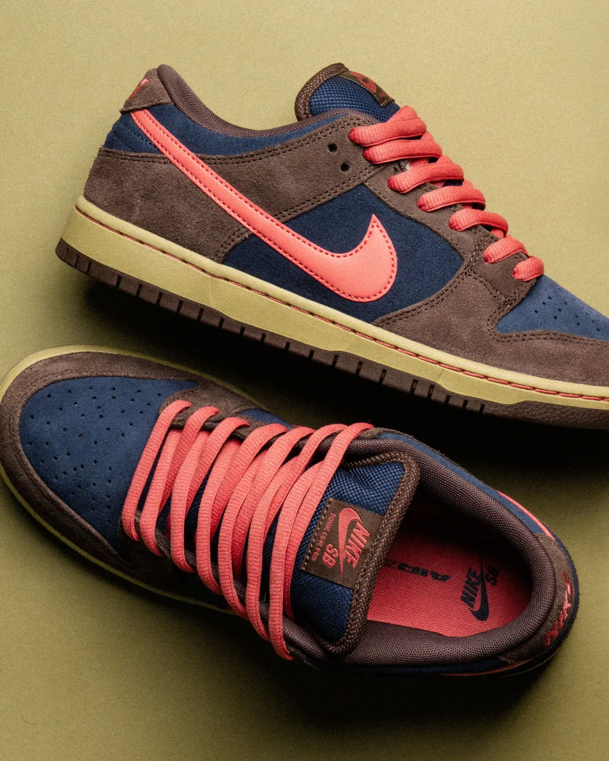 Nike SB Dunk Low "Baroque Brown"