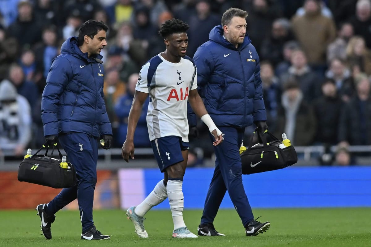 Mohammed Kudus Forced Off After 16 Minutes With Thigh Injury