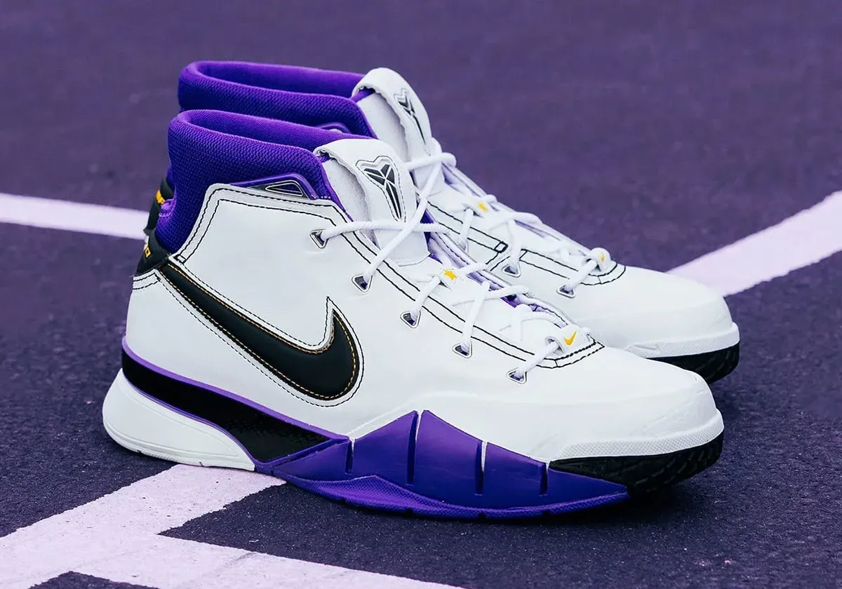 Nike Zoom Kobe 1 Protro "81 Points"