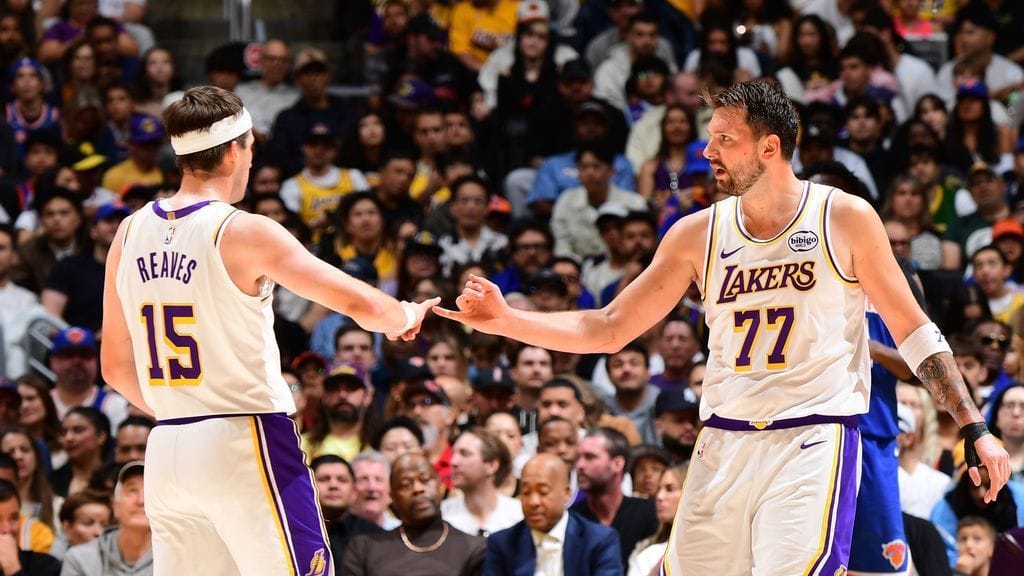 Luka Doncic Drops 35 as Lakers Top Knicks 110-97