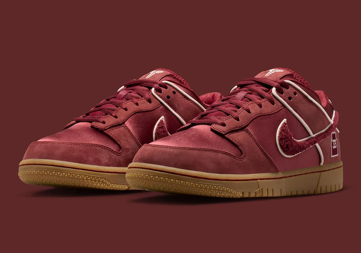 Nike Kobe Dunk Low "Lower Merion Aces" Releases March 23rd