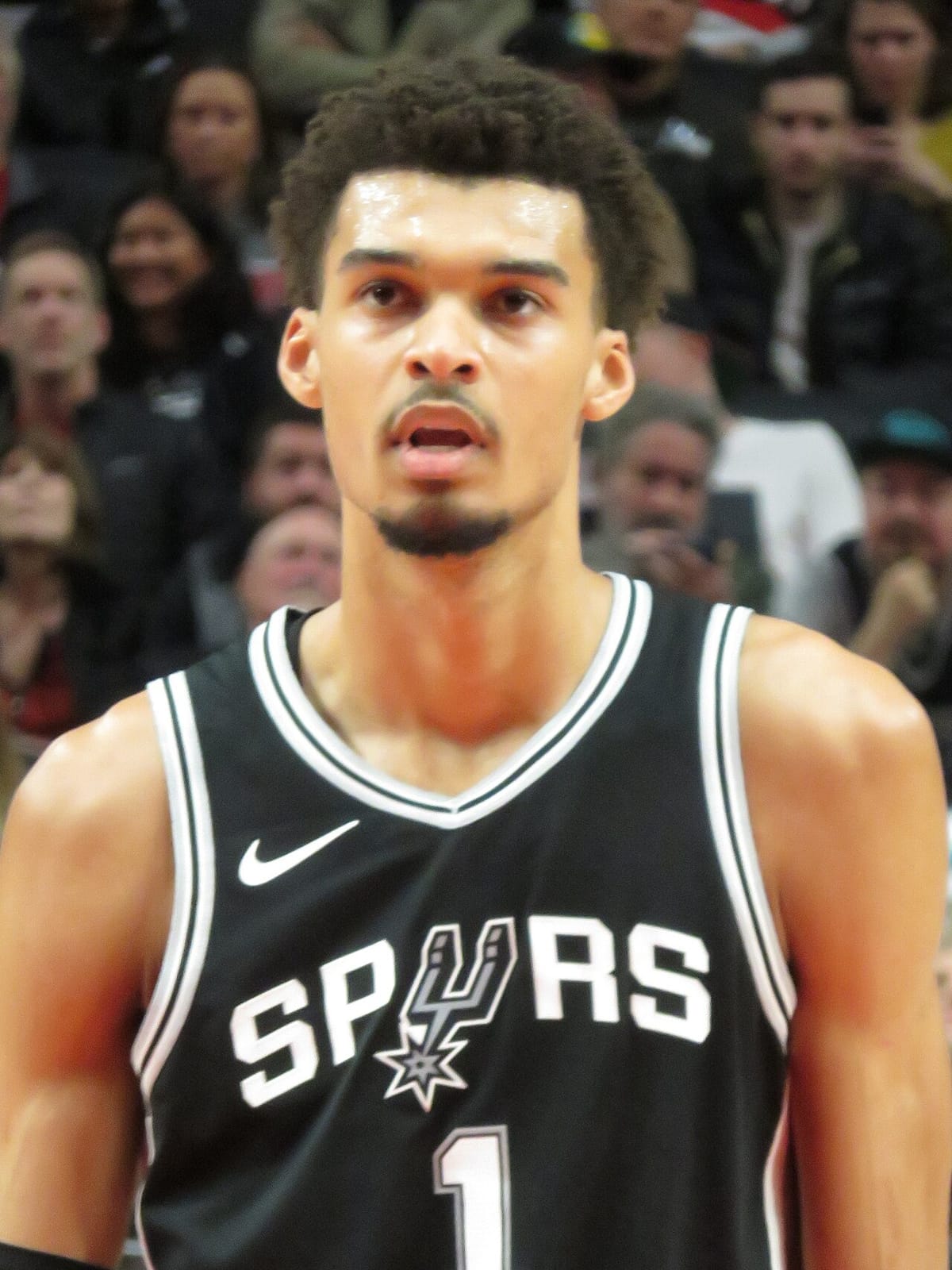 Wembanyama Enters Concussion Protocol — and San Antonio Suddenly Looks Very Mortal