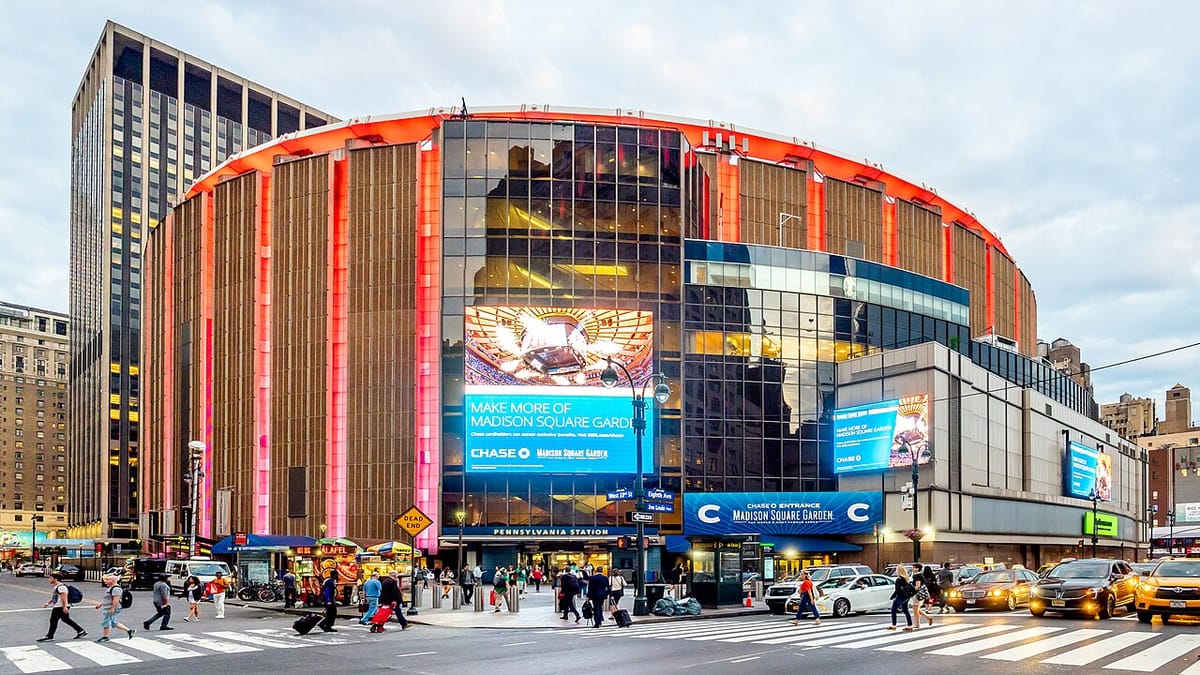 NYC DOT Jokingly Threatens Sesame Street Sign After Elmo Backs the Spurs