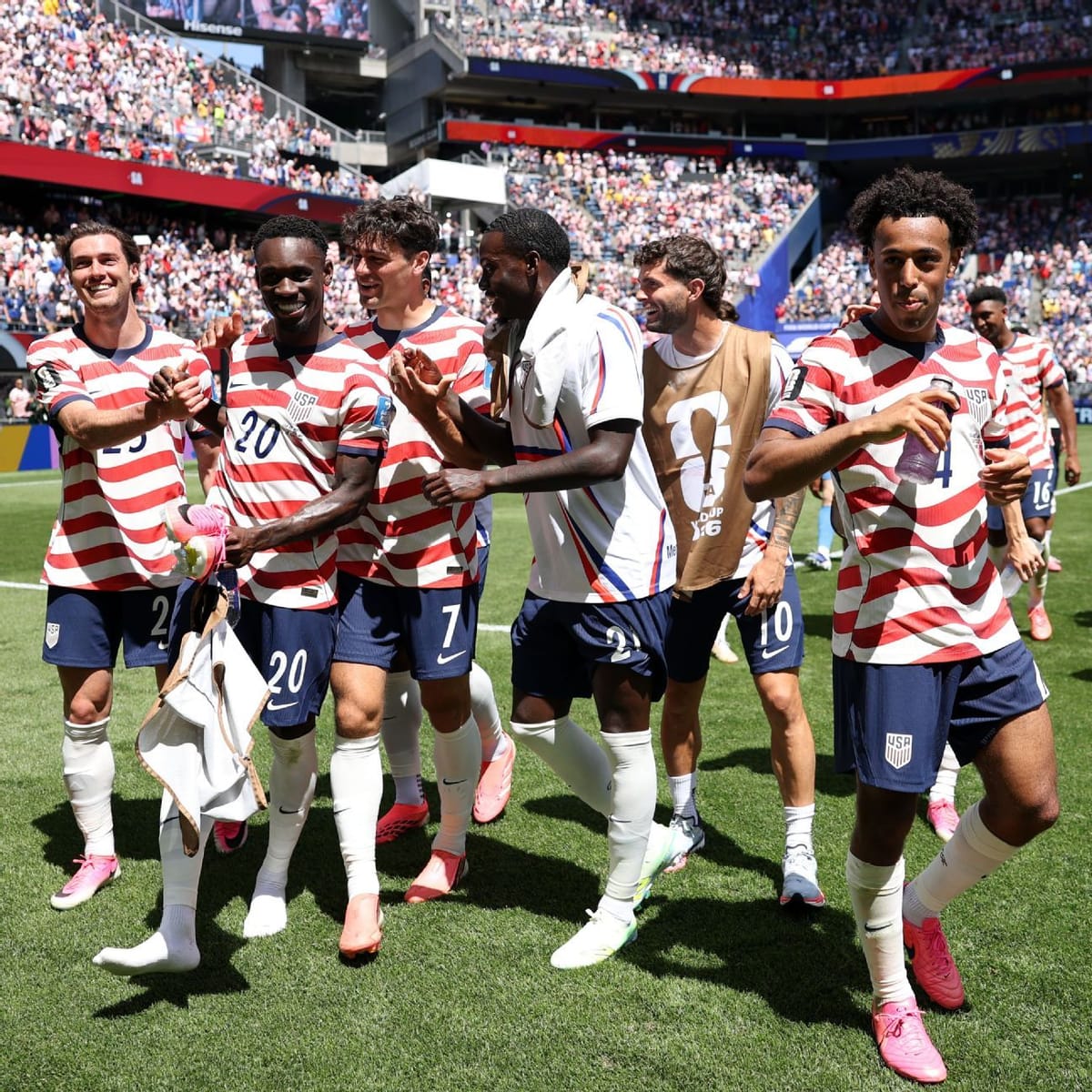 USMNT Beats Australia 2-0 to Reach World Cup Knockout Round