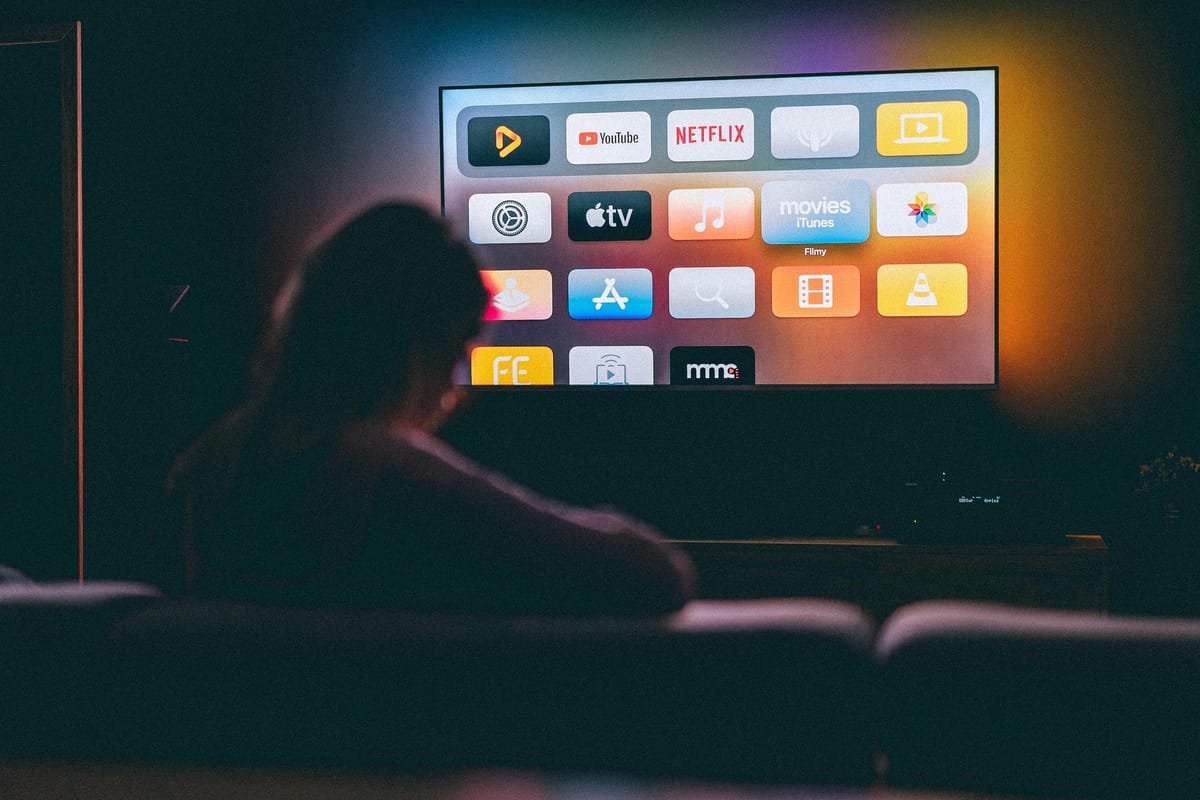 YouTube Passes Netflix in Daily Viewing Time for First Time in 2025
