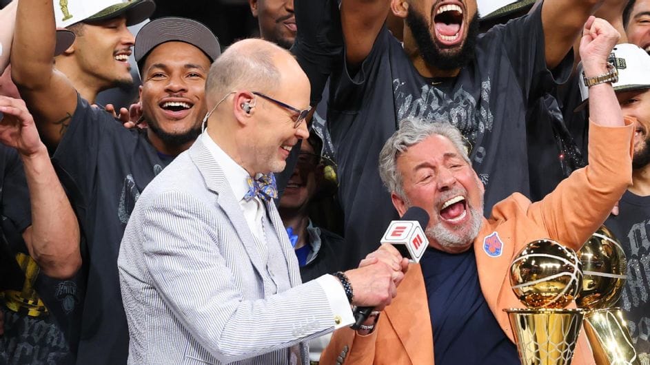 James Dolan Tells Knicks Victory Rally He Almost Sold the Team