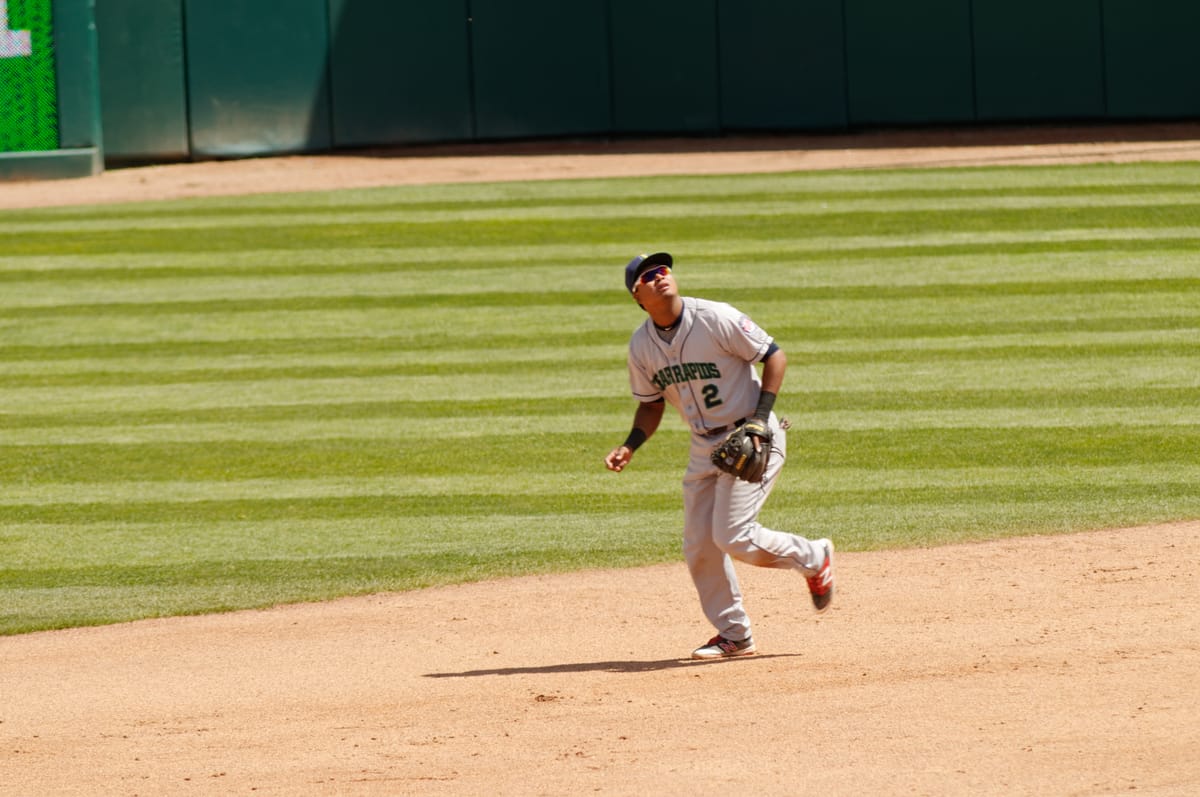 Phillies Acquire Luis Arraez From Giants, Moving Bryce Harper to Right Field