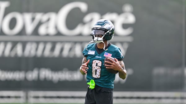 DeVonta Smith to miss Monday's practice with back tightness
