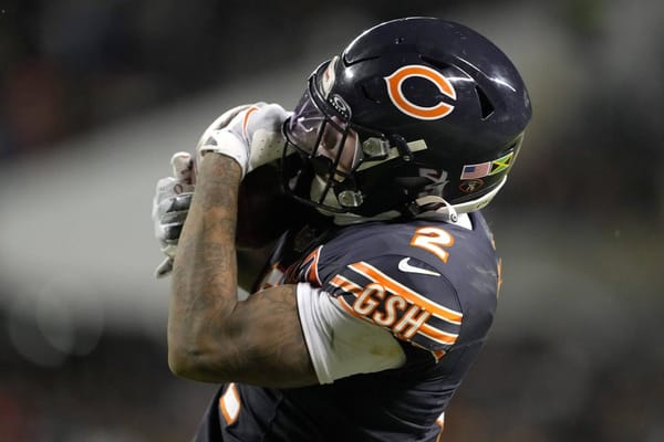 Bears Rally From 18-Point Deficit to Beat Packers 31-27 in Wild Card Weekend