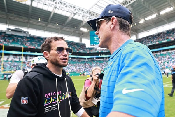 Chargers to hire former Dolphins coach Mike McDaniel as offensive coordinator