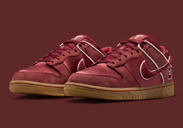 Nike Kobe Dunk Low "Lower Merion Aces" Releases March 23rd