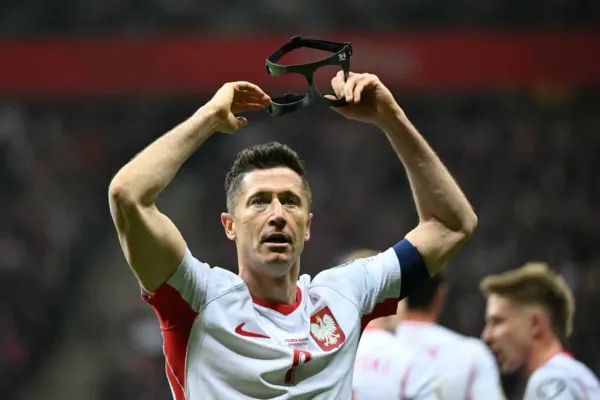 Robert Lewandowski Agrees Two-Year Chicago Fire Deal to Join MLS