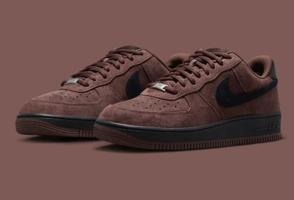 Nike SB Air Force 1 Low 'Light Chocolate' lateral view, style code HM8517-201