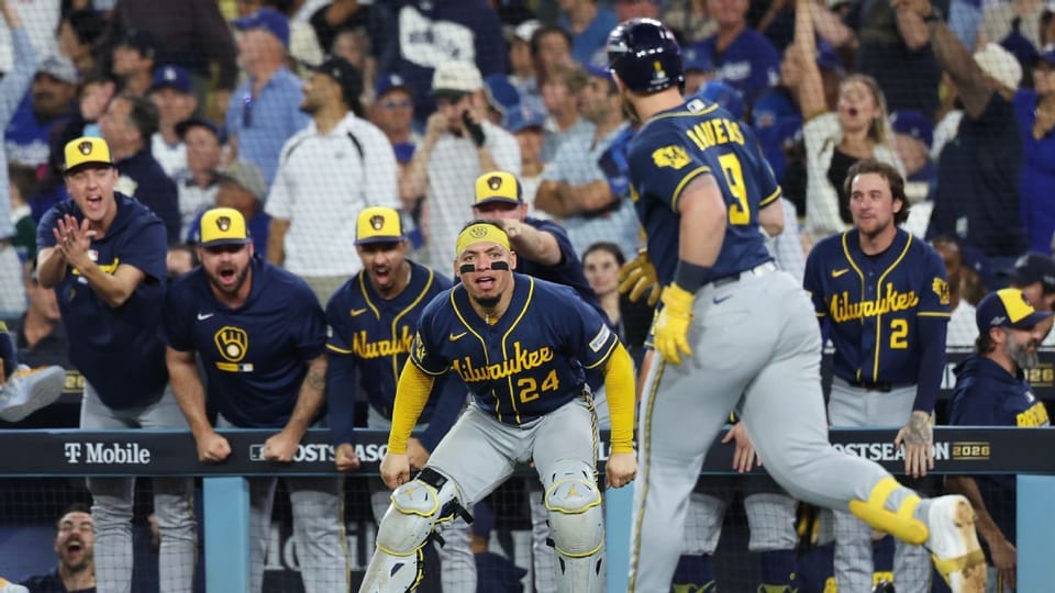 Milwaukee Brewers celebrate during Game 3 of the 2026 NLCS against the Los Angeles Dodgers
